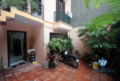Budget house for rent in Hoang hoa tham, Ba Dinh